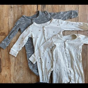 Colored Organics snap jammies with feet